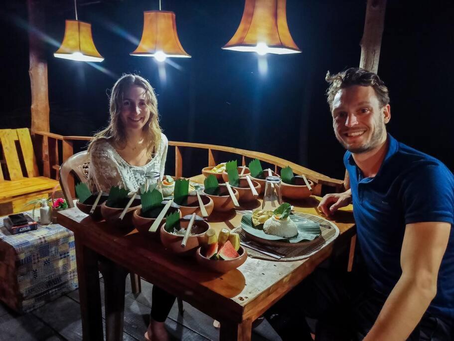Experience The Comforts Of An Amazing Treehouse Sigirija Zewnętrze zdjęcie