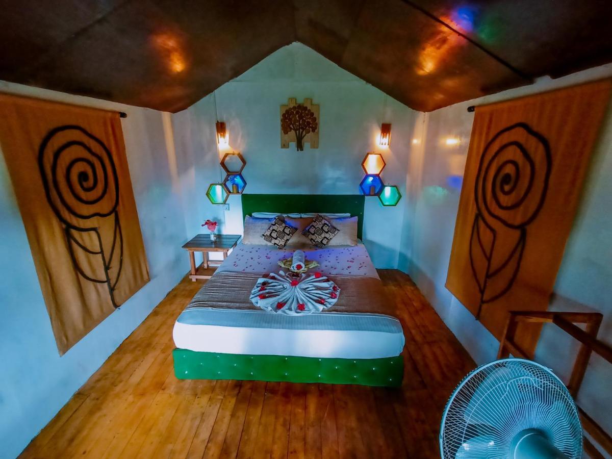 Experience The Comforts Of An Amazing Treehouse Sigirija Zewnętrze zdjęcie