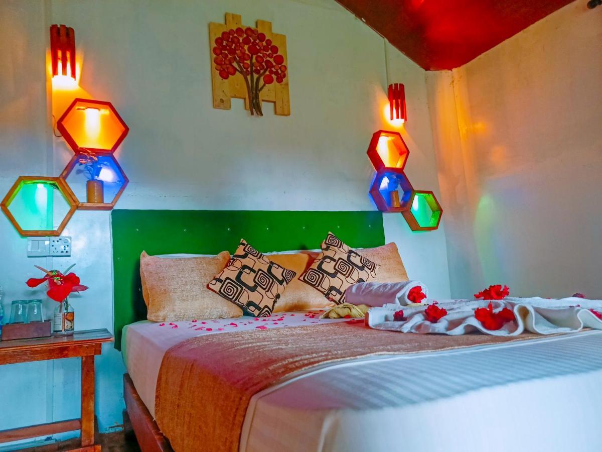 Experience The Comforts Of An Amazing Treehouse Sigirija Zewnętrze zdjęcie