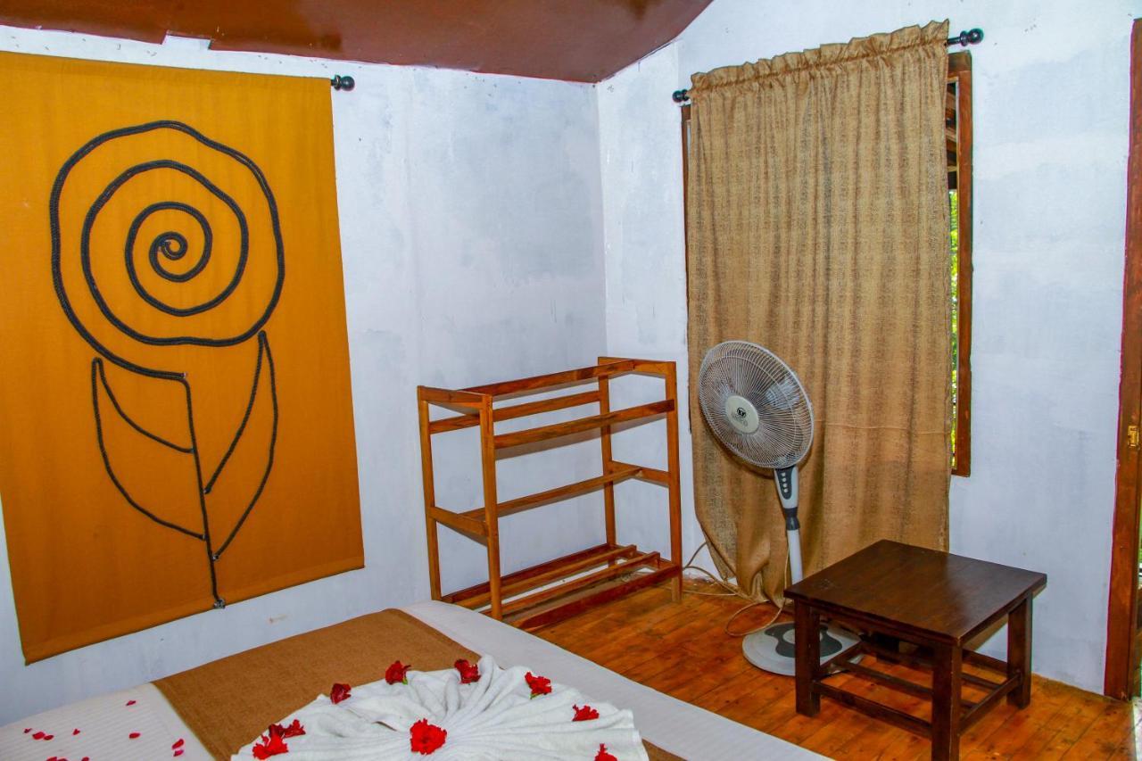 Experience The Comforts Of An Amazing Treehouse Sigirija Zewnętrze zdjęcie